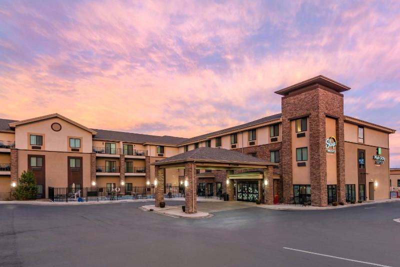MainStay Suites Moab near Arches National Park - image 34