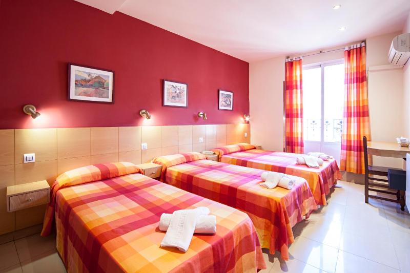 Quadruple Room image 1