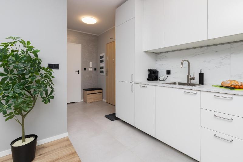 Gdynia Nasypowa Apartments with Parking by Noclegi Renters - image 23