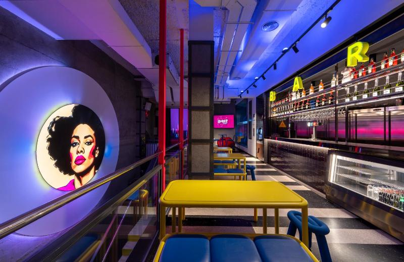 AMISTAT City Hostel Barcelona - image 11