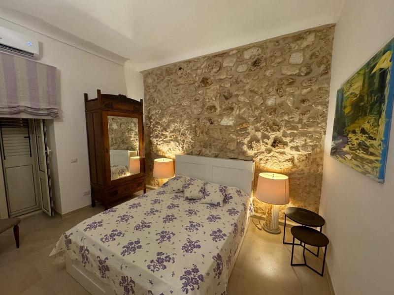 Charming 2-Bedroom House - Rooftop terrace in Heart of Noto Sicily - image 24