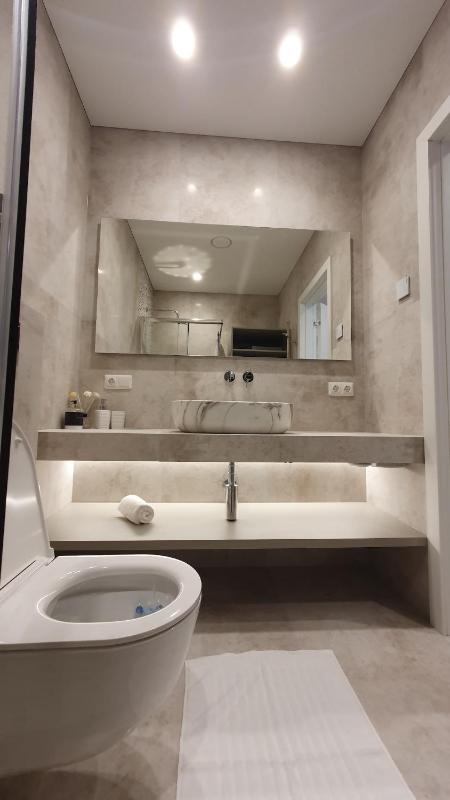 Cozy home night and day - image 9