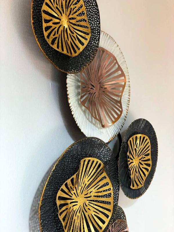 Spacious 1 bedroom welcomes contractor long stays - image 16