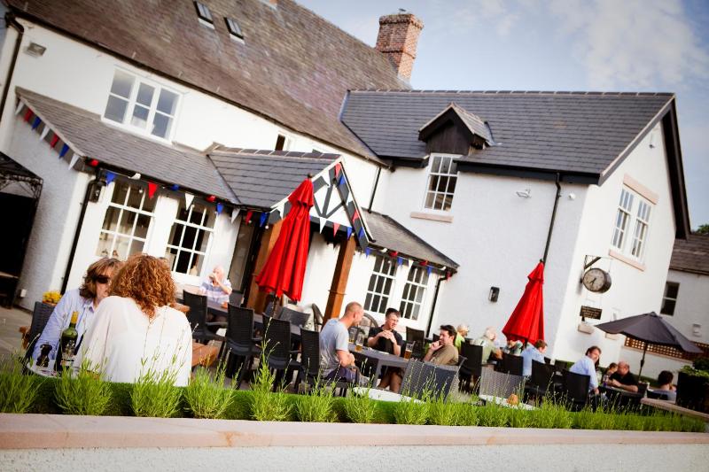 The Carden Arms - image 20