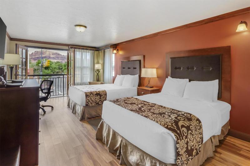 Best Western Plus Greenwell Inn - image 11