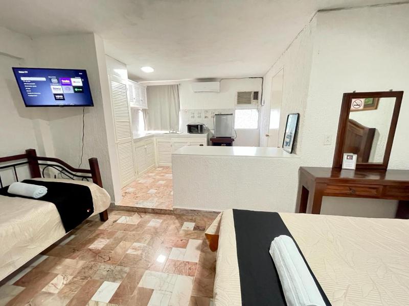 Farallon Inn - image 4