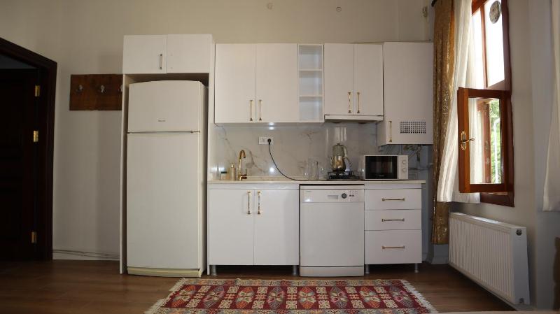 Blue Eye Suites - image 6