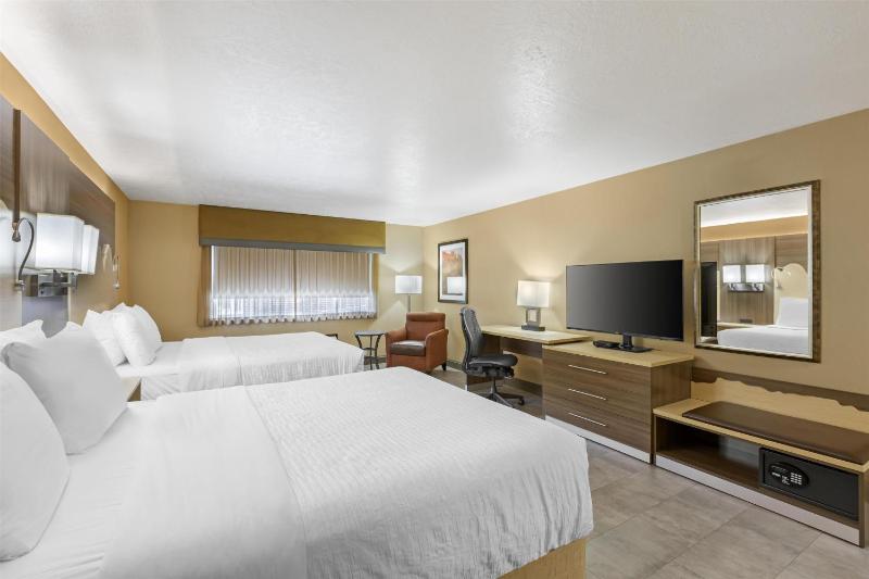 Best Western Plus Canyonlands Inn - image 49
