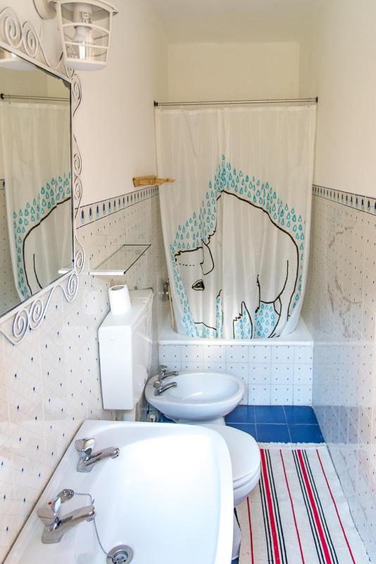 Double Room with Private Bathroom image 2