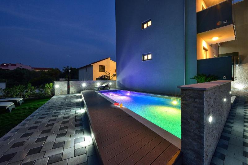 Apartments Sun Resort Nikolina - image 45