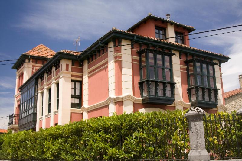 Apartamentos Turísticos La Solana Images