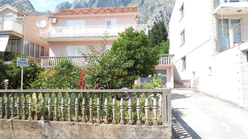 Apartment with Sea View image 1