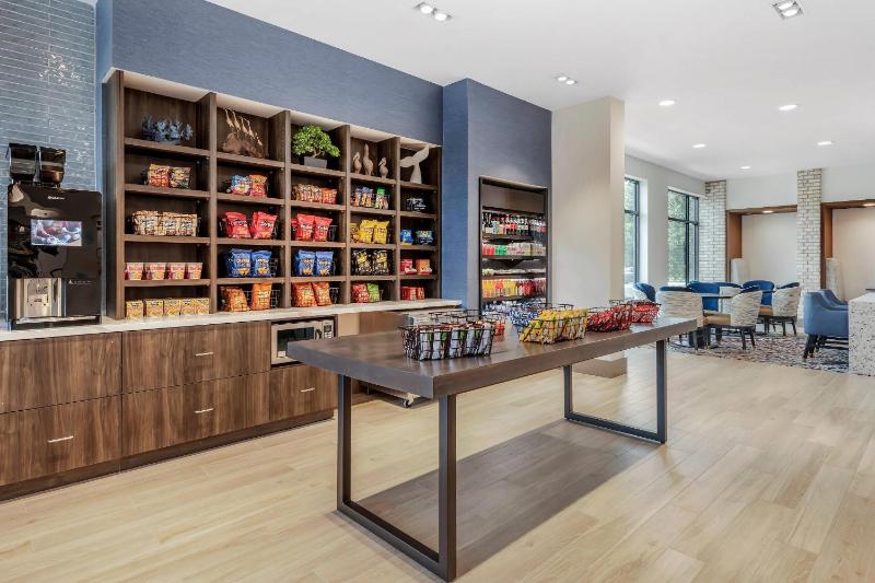 Cambria Hotel Tampa-Brandon - image 4