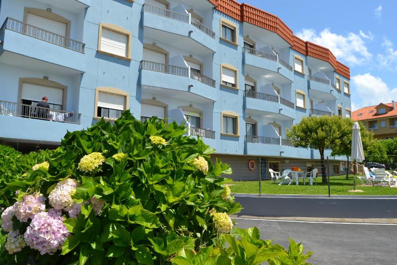Apartamentos Montalvo Playa - image 27