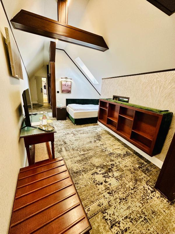 Villa & Restaurant Levoslav House - image 36