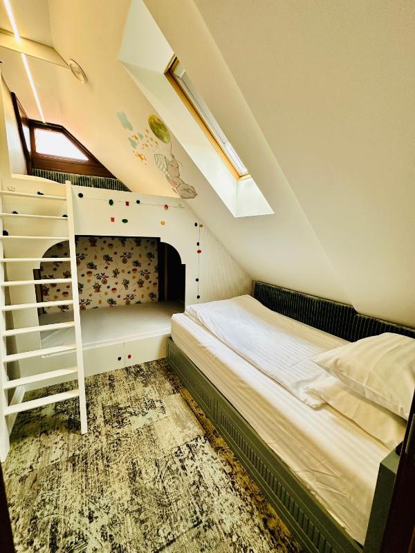 Villa & Restaurant Levoslav House - image 21