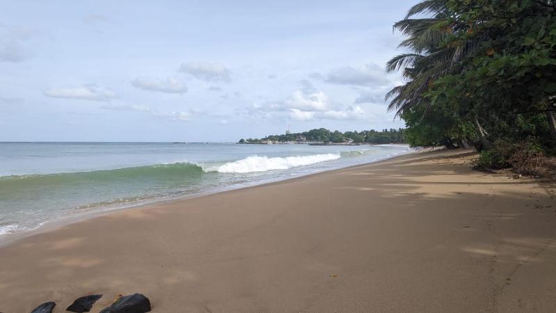 Ari's Seabreeze Villa - image 7