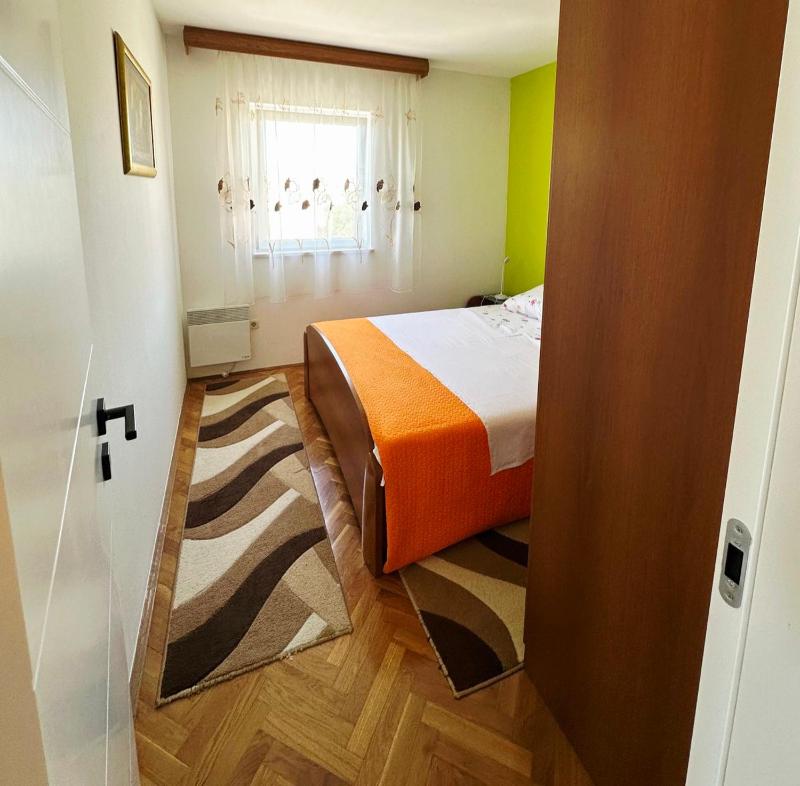 Family Apartment Green with a sea view and a free parking - image 14
