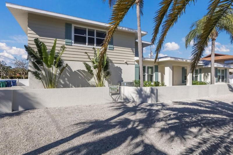 Surf Riders home - image 24