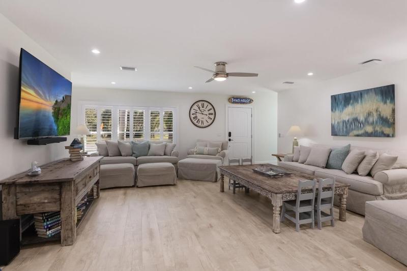 Surf Riders home - image 31