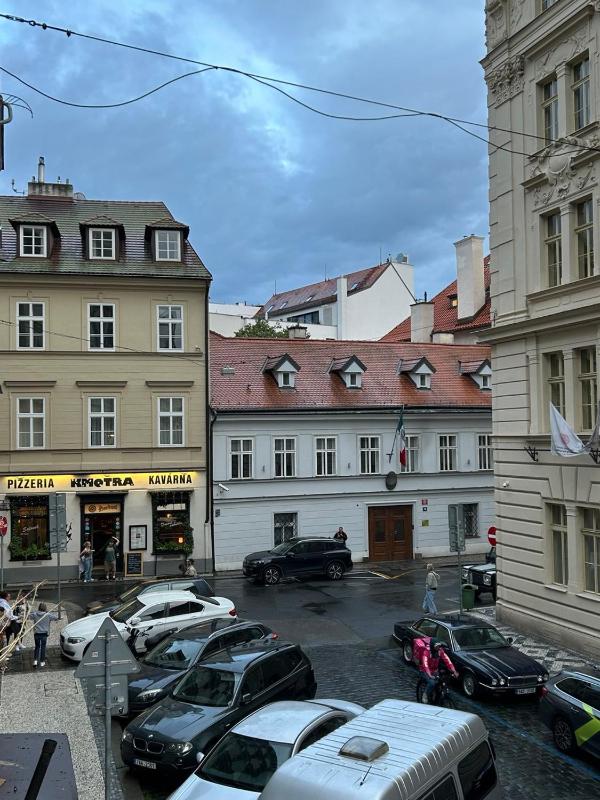 Cozy Prague Apartment - image 3