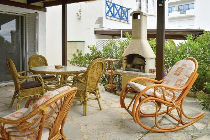 Villa Margo by the Sea - image 6