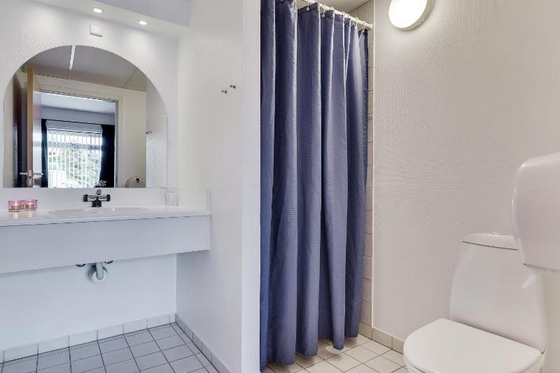 Economy Double or Twin Room image 1