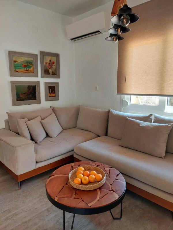 Maya 1 2 bedroomed downstairs apartment - image 7