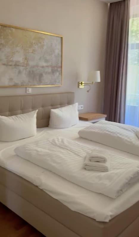 Apartment high exclusive TOP location - image 8