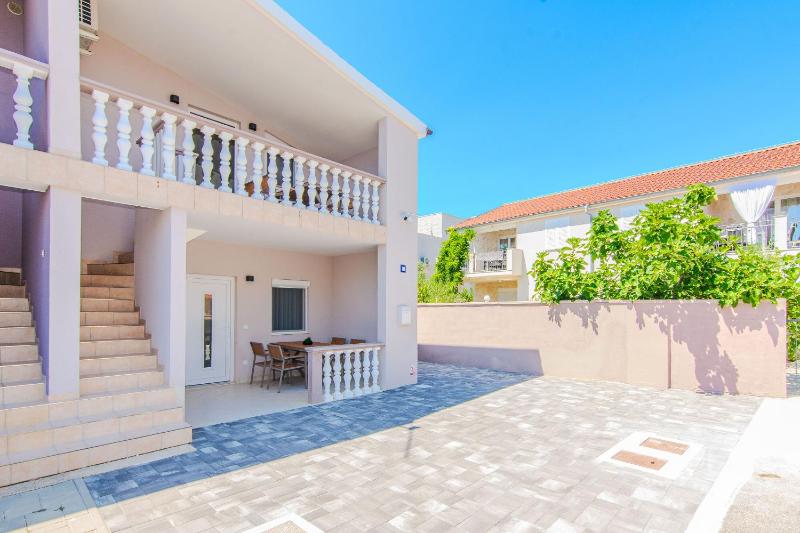 Apartments Mucaj - image 1