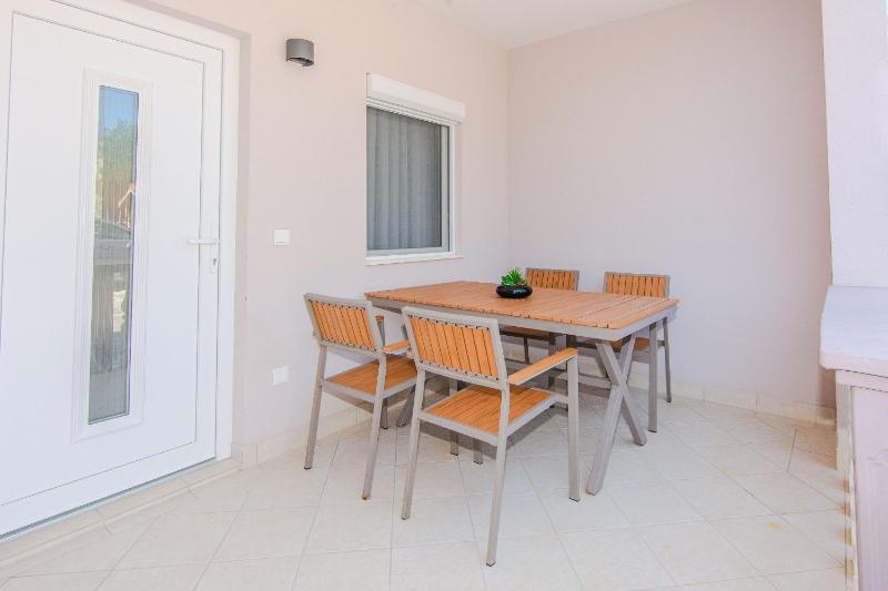 Apartments Mucaj - image 21