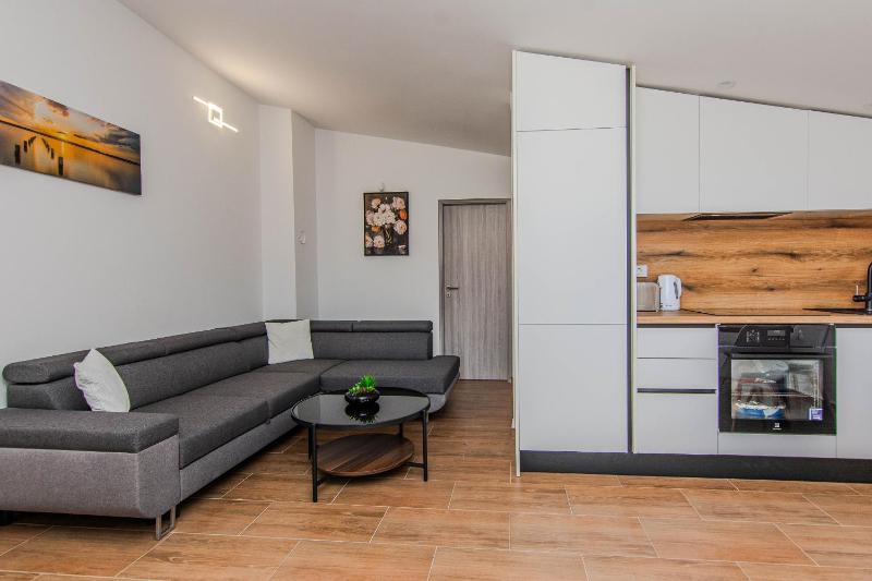 Apartments Mucaj - image 15