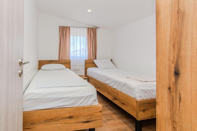 Apartments Mucaj - image 19