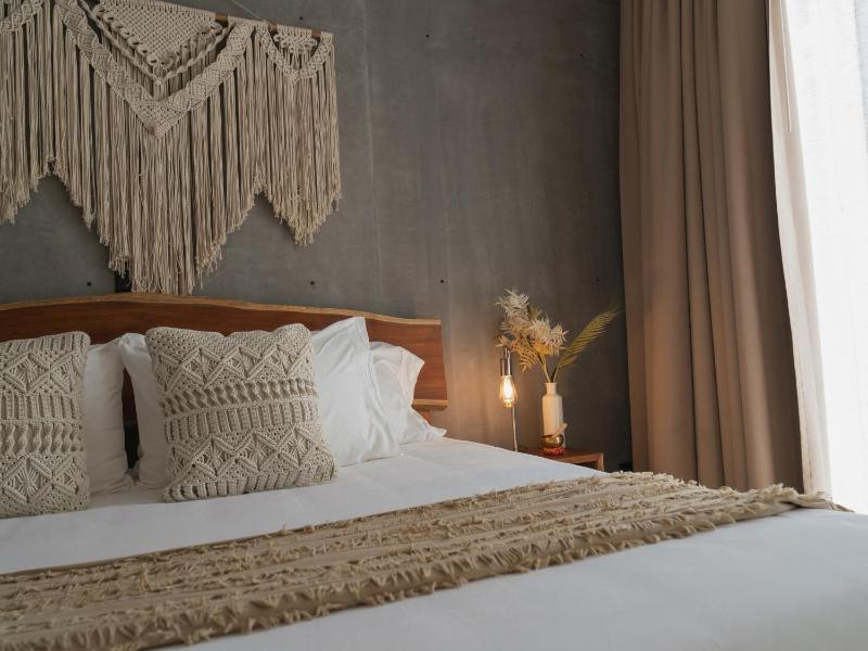 La Bohème Ultra-Luxe Condo - image 6