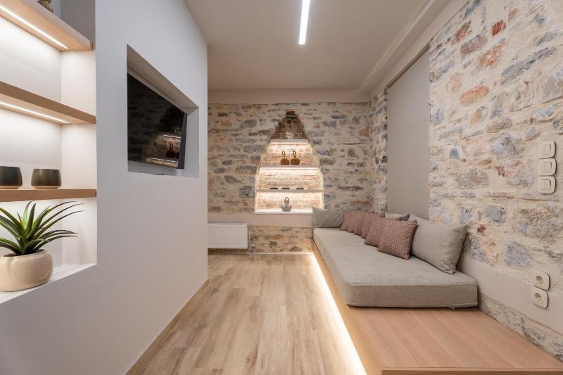 Nest in the City Residence Home to Home MGMT - image 19