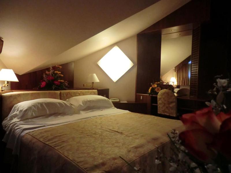 Suite (3 Adults) image 1