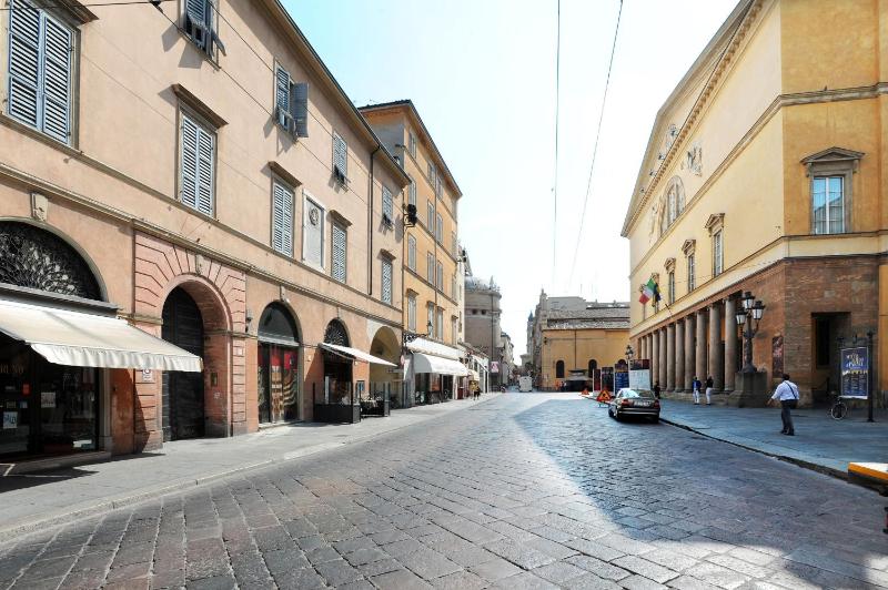 B&B Opera - image 15