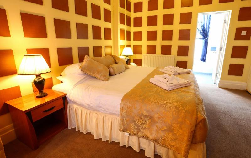 Executive Double Room image 3