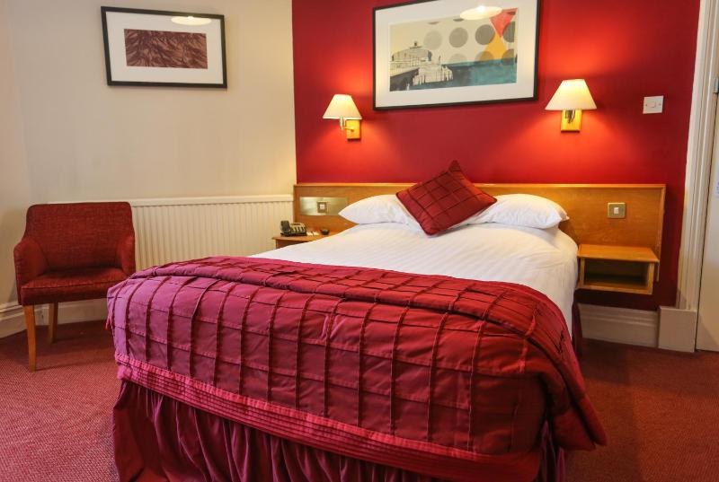 Double Room image 4