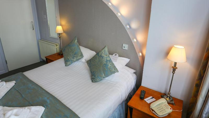Executive Double Room image 2