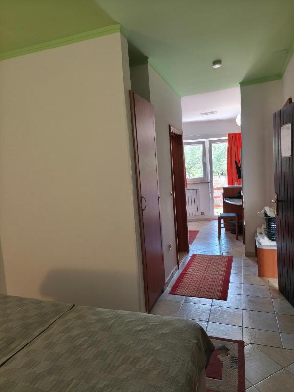 Hotel Holiday - image 45