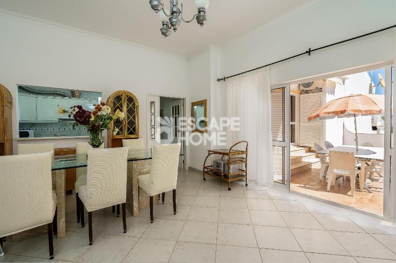 Vilamoura Beach House - image 11