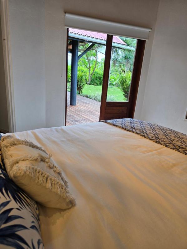 Angels Beachhouse - Beachfront fast internet Queen beds new owners - image 16