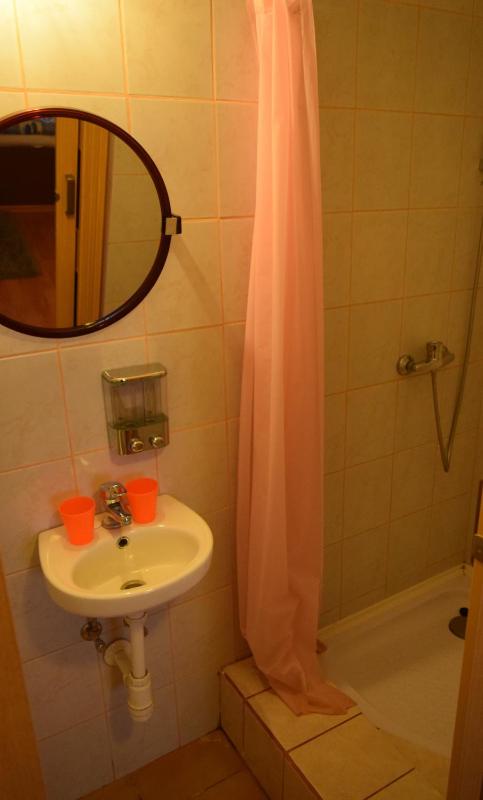 Double Room image 4
