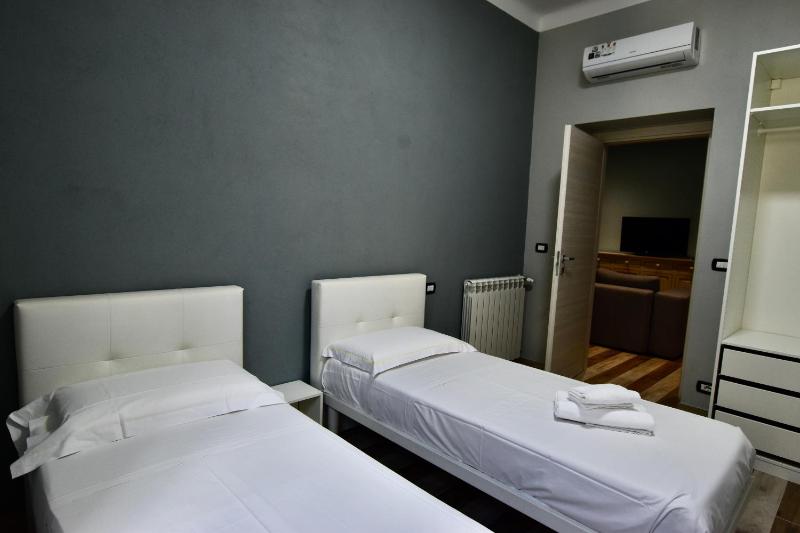 H2ome Giovannetti Comfort and Style Near the Centre - image 18
