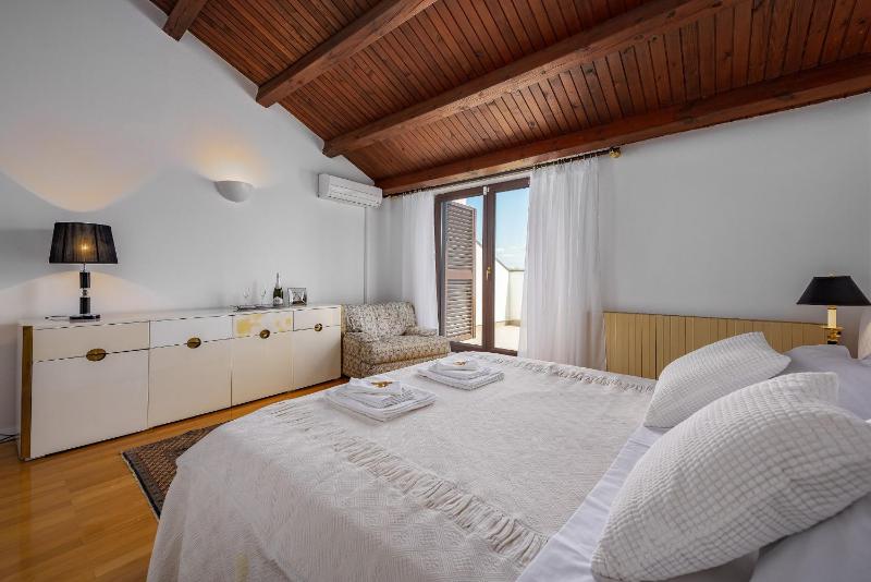 Villa Bella Ana - image 8