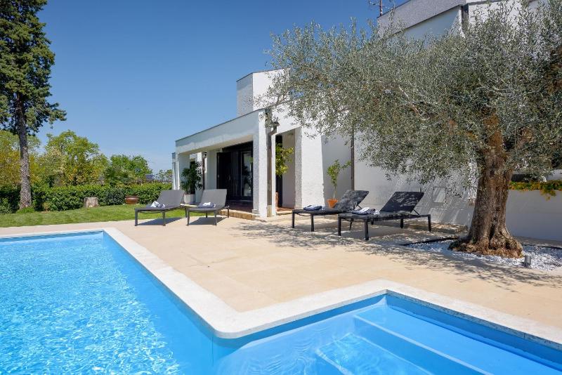 Villa Bella Ana - image 20
