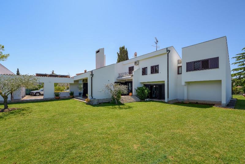 Villa Bella Ana - image 24