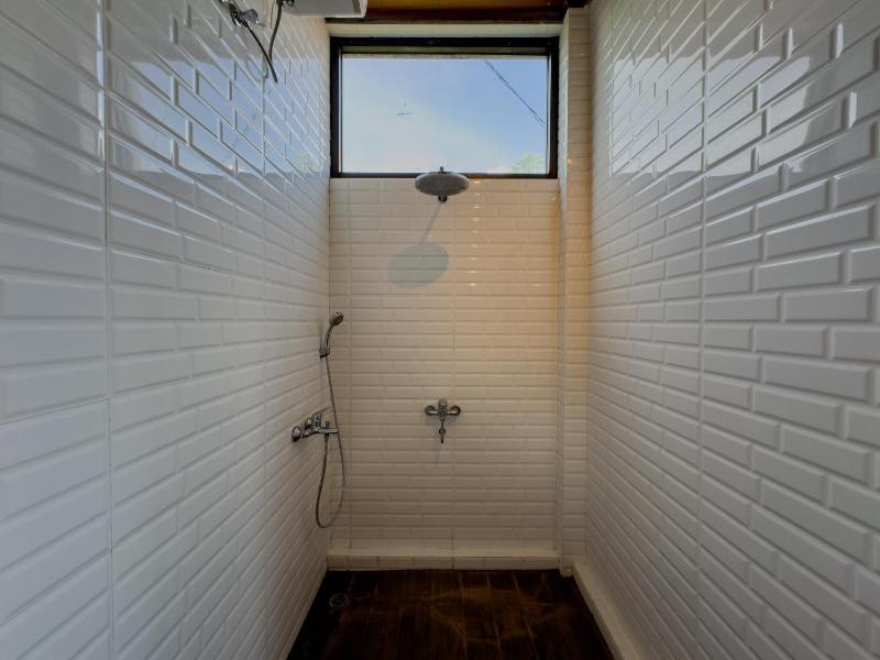 Sky Apartments and Suites - image 9