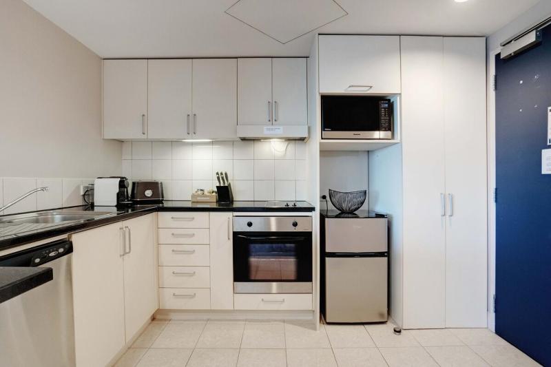 Amazing Ocean Views 1BR Gym Tennis 14thFlr - image 15